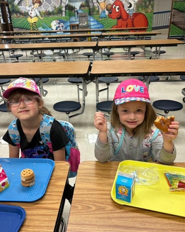 Valley Institute Elementary School Never Miss A Monday Hat Day