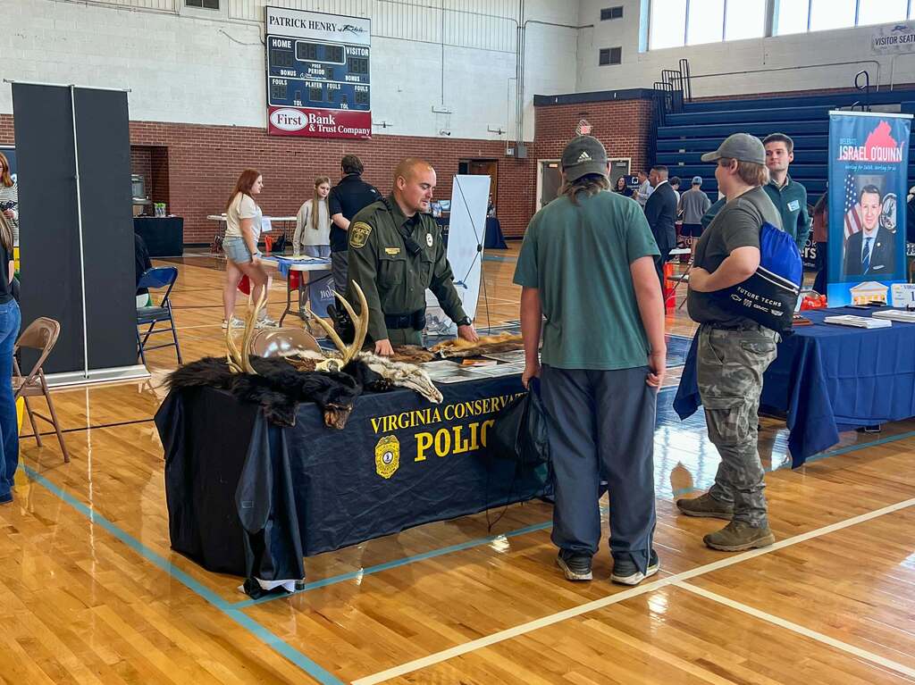 Patrick Henry High School Career Fair 