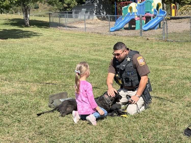 Watauga Elementary School First Responders Visit