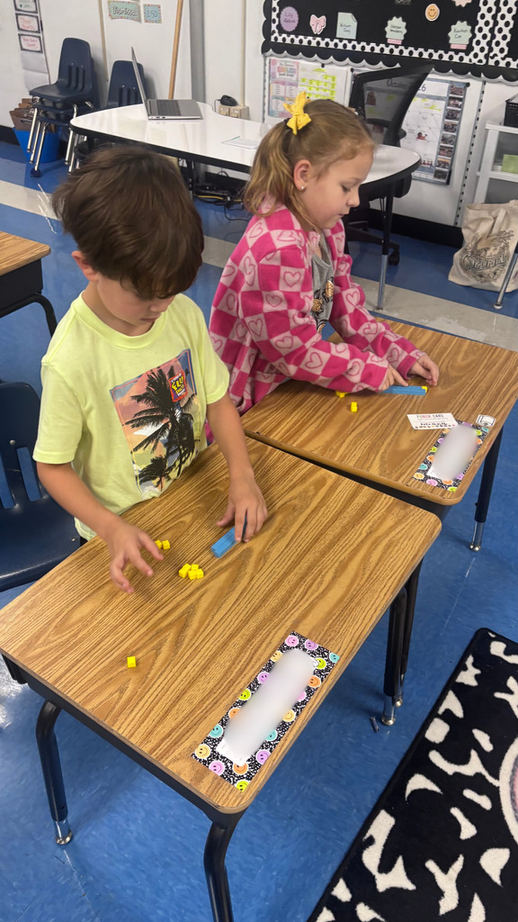 Using base ten blocks for place value