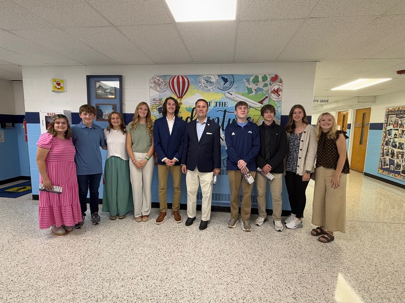 Virginia Attorney General Jason Miyares visits Meadowview Elementary School