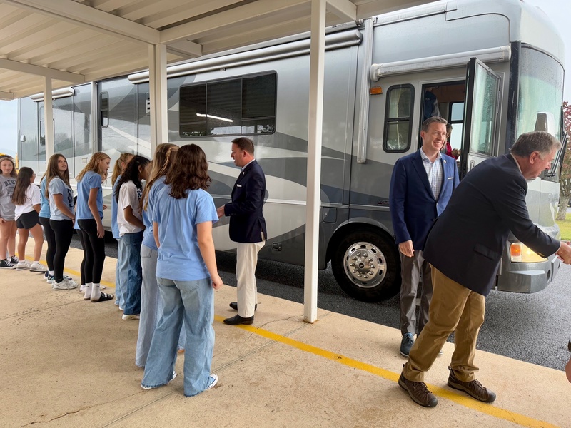 Virginia Attorney General Jason Miyares visits Glade Spring Middle School