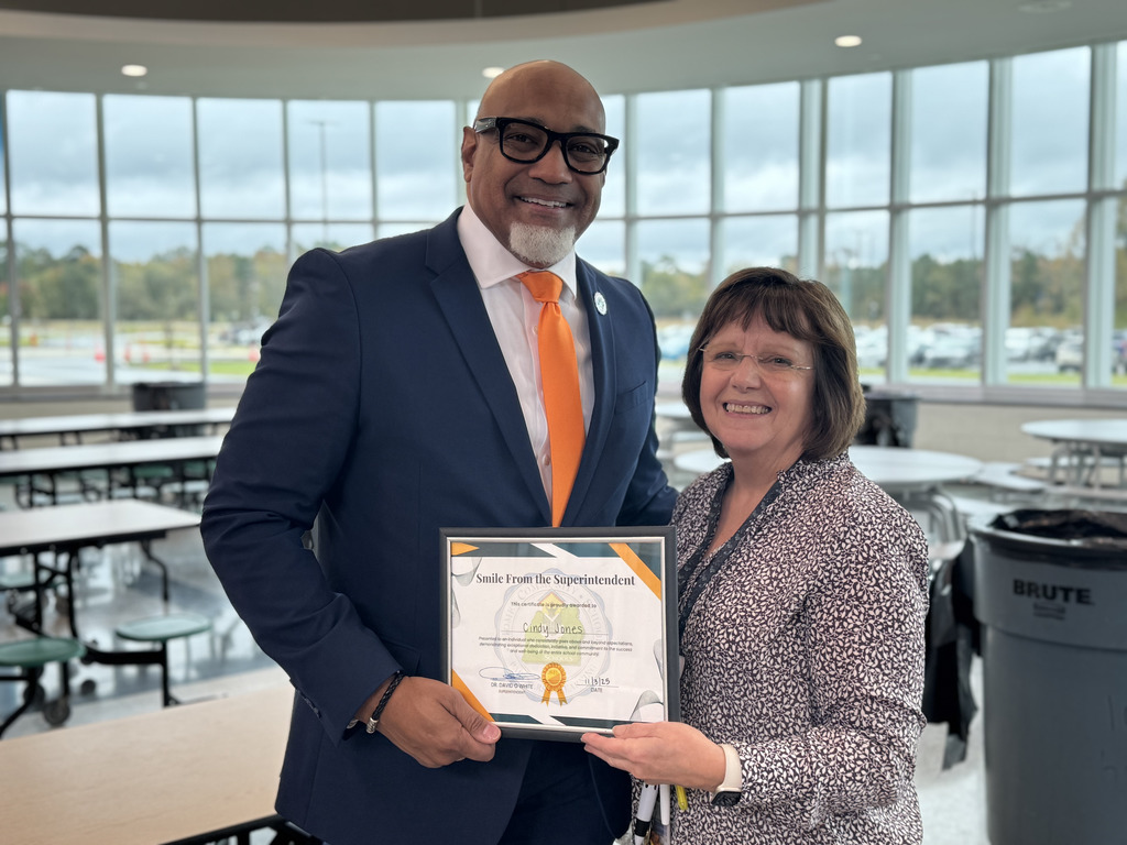 Smile from the Super: Mrs. Cindy