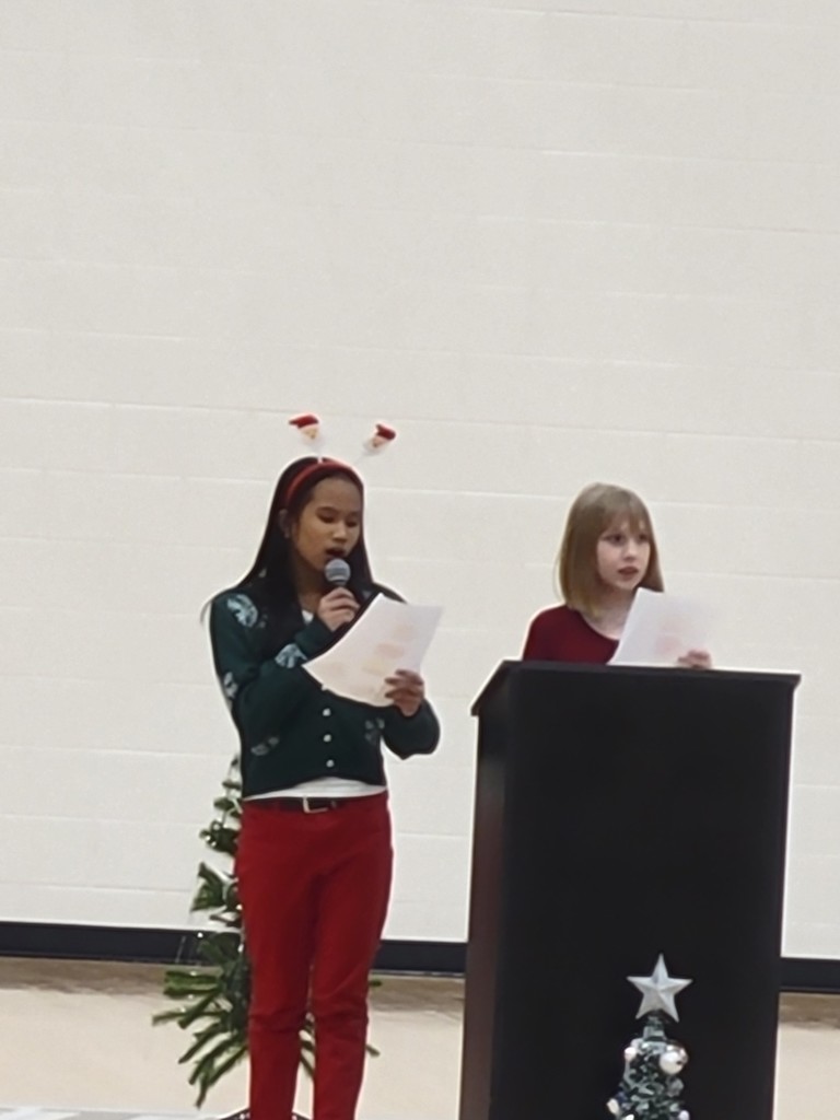 5th graders singing Oh Holy Night