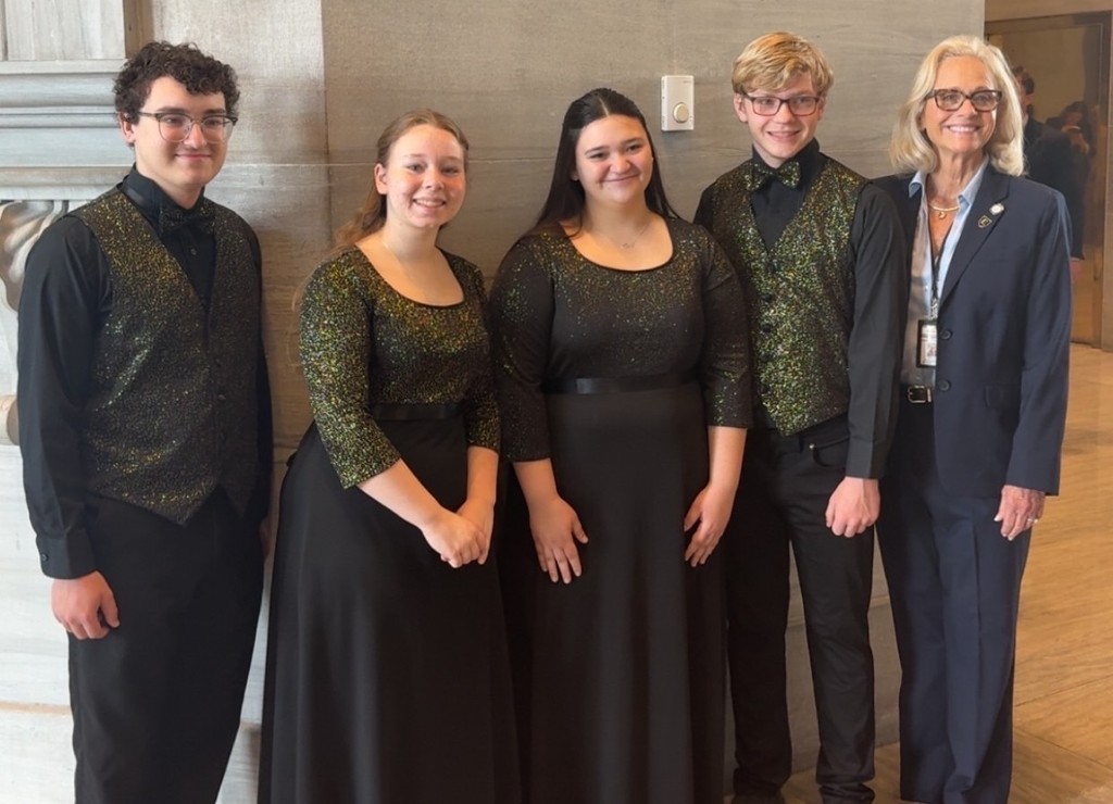 DCHS Students at TN Capitol.