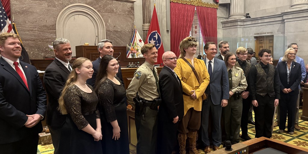 DCHS Students at TN Capitol.