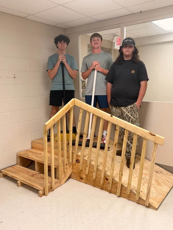 CTE Builds ramp and steps