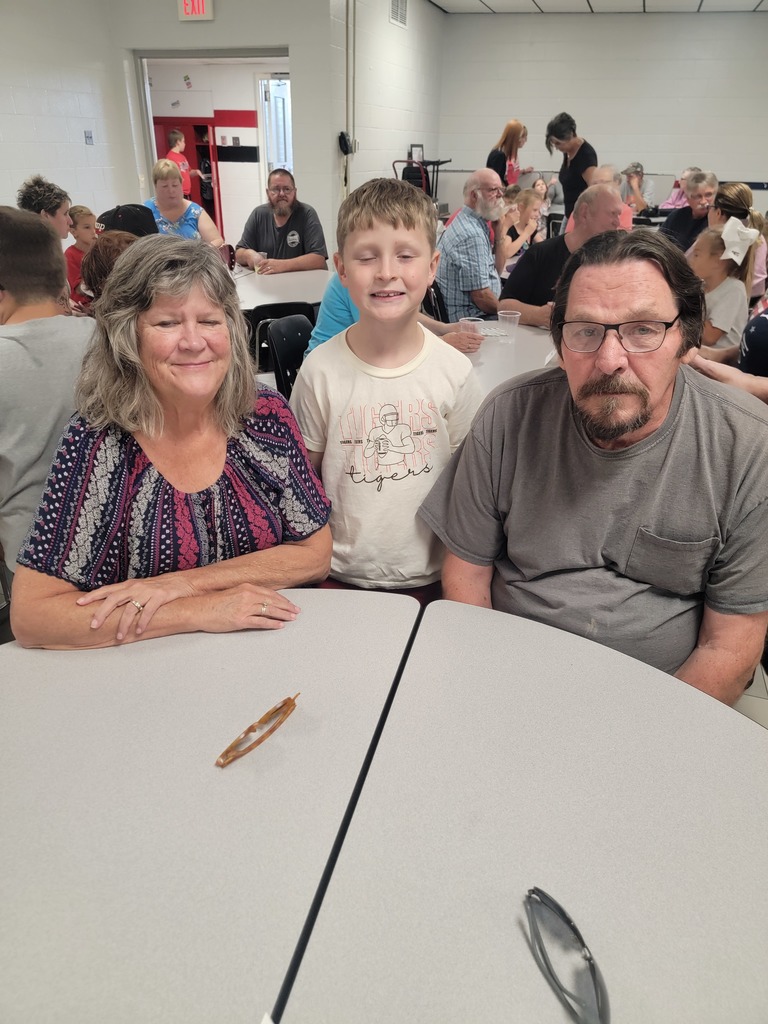 2nd grade with grandparents/grandfriends