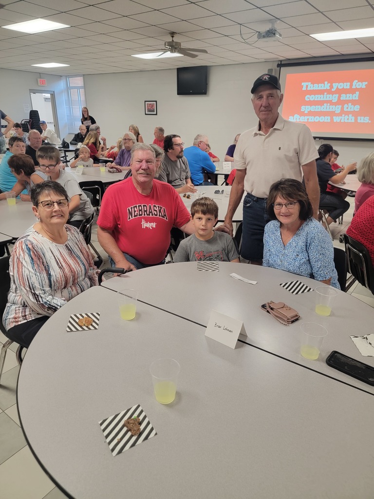 2nd grade with grandparents/grandfriends
