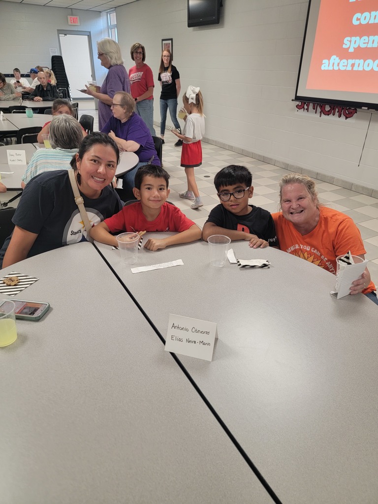 2nd grade with grandparents/grandfriends
