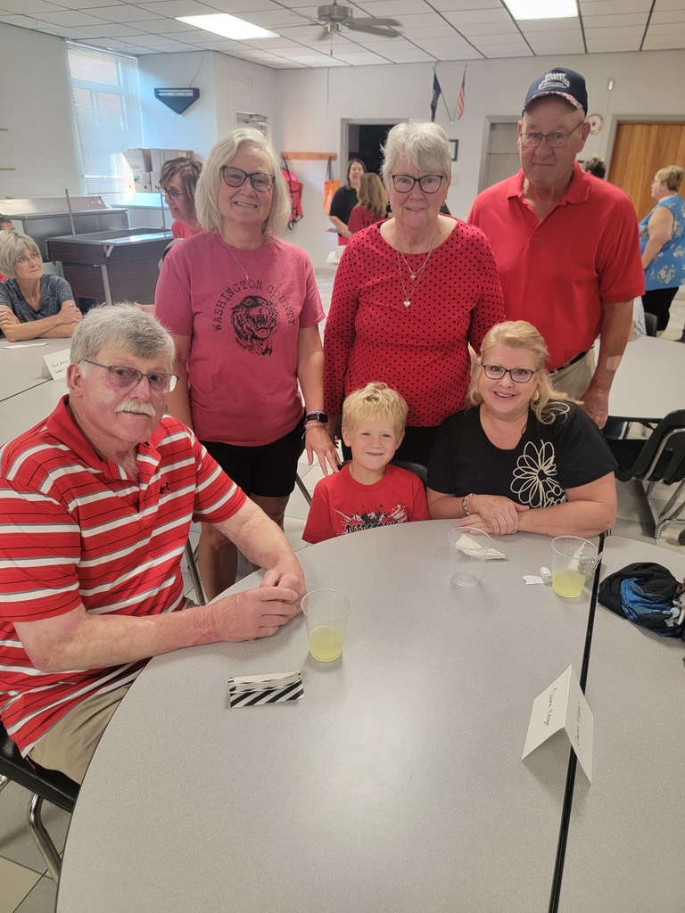 2nd grade with grandparents/grandfriends