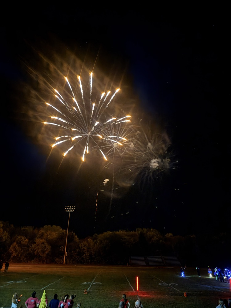Fireworks provided by Alldredge Fireworks