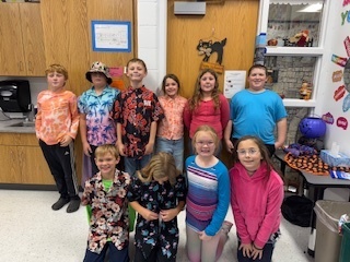 4th grade Hawaiian or bright clothing day!