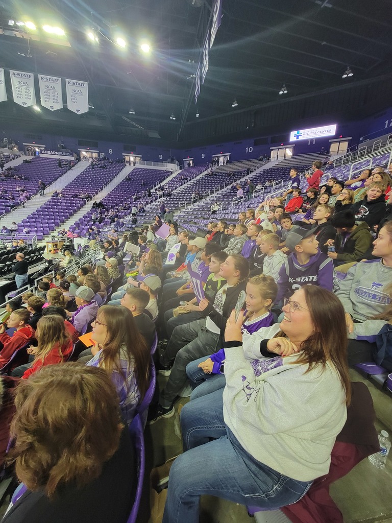 4th through 7th students at KSU women's basketball game