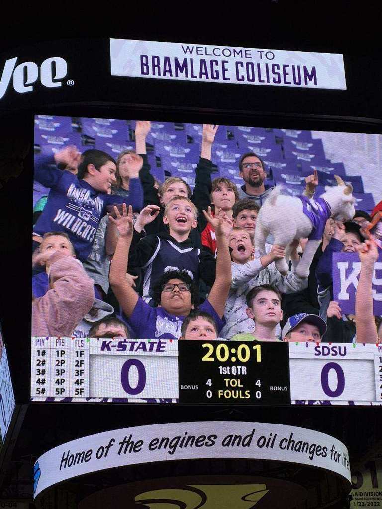4th through 7th grade students at KSU Womens Basketball Game