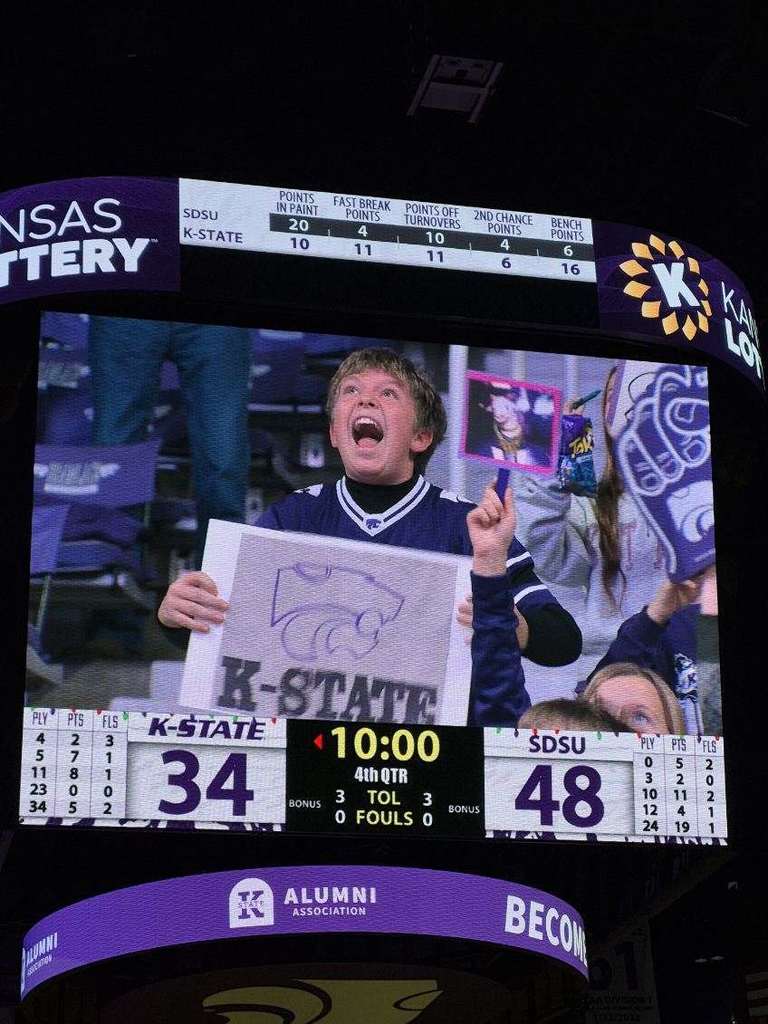 4th through 7th grade students at KSU Womens Basketball Game
