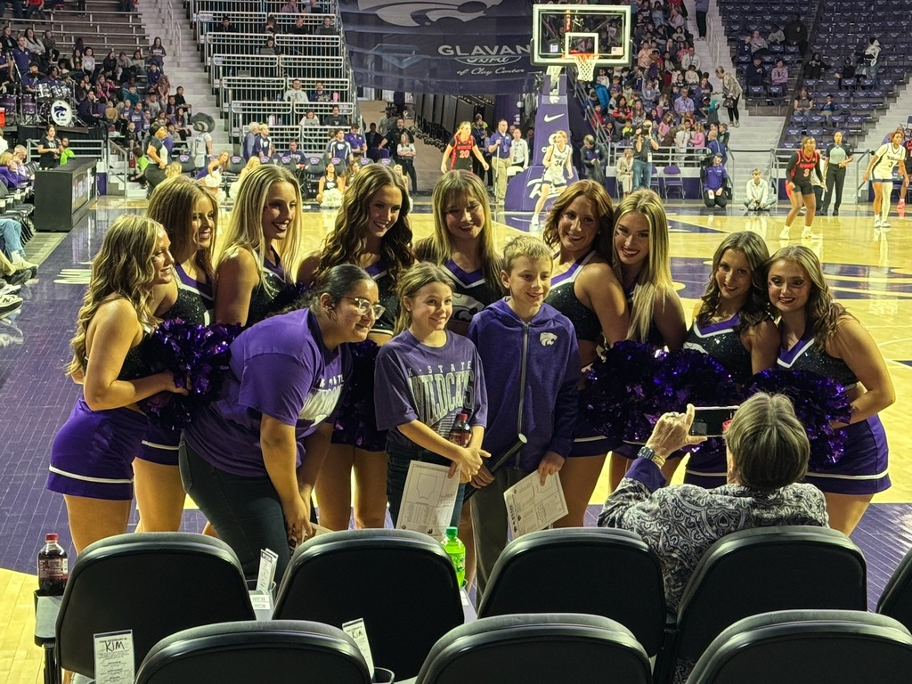 4th through 7th students at KSU women's basketball game