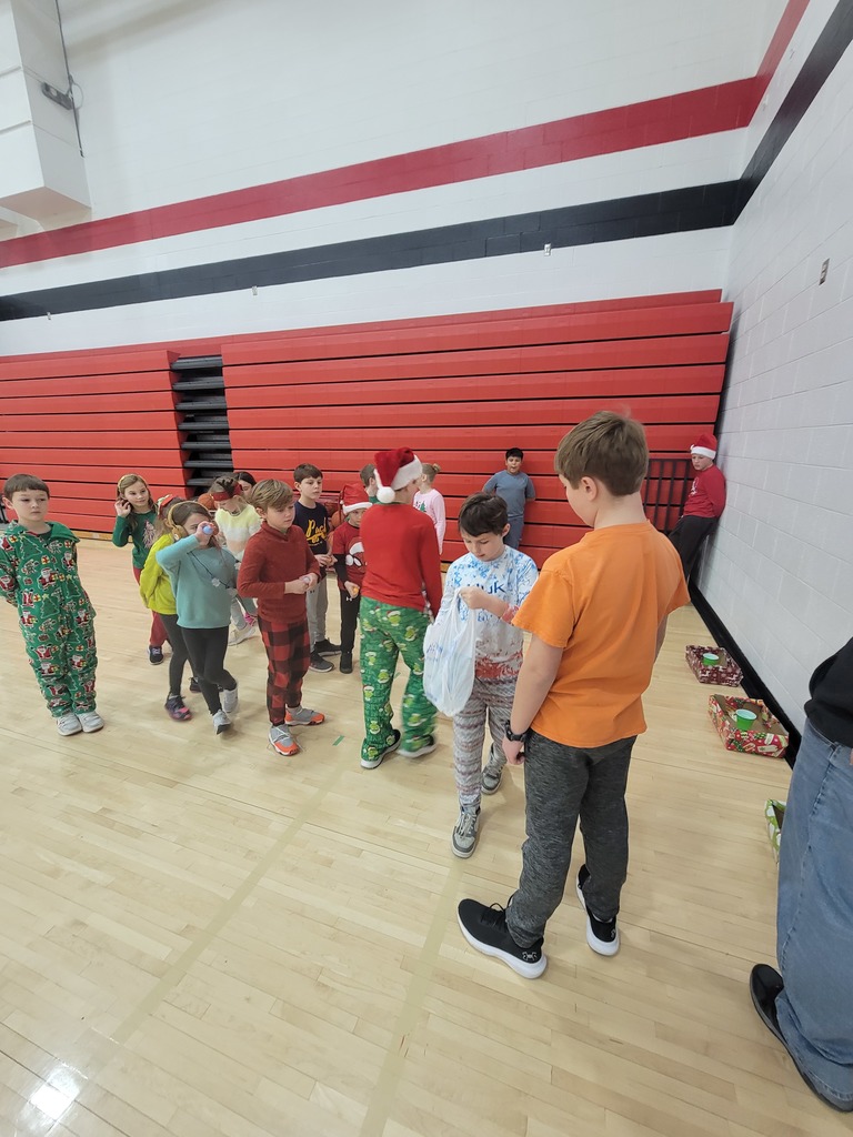 kids playing ping pong game