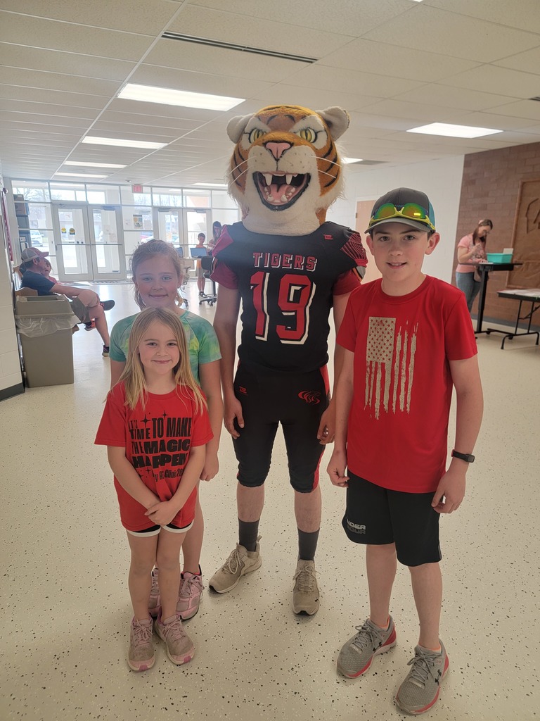 kids with the Tiger