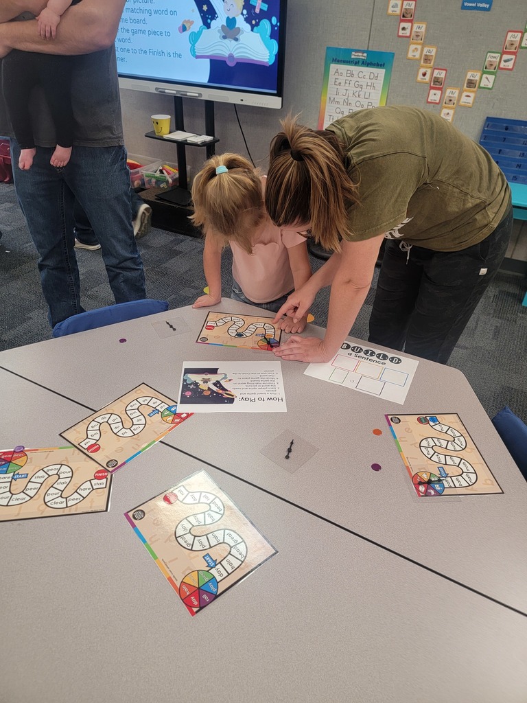 families doing reading activities