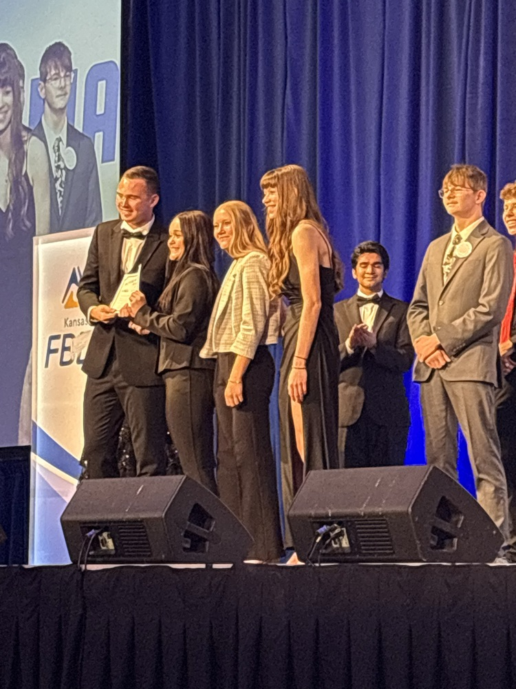 community service project team