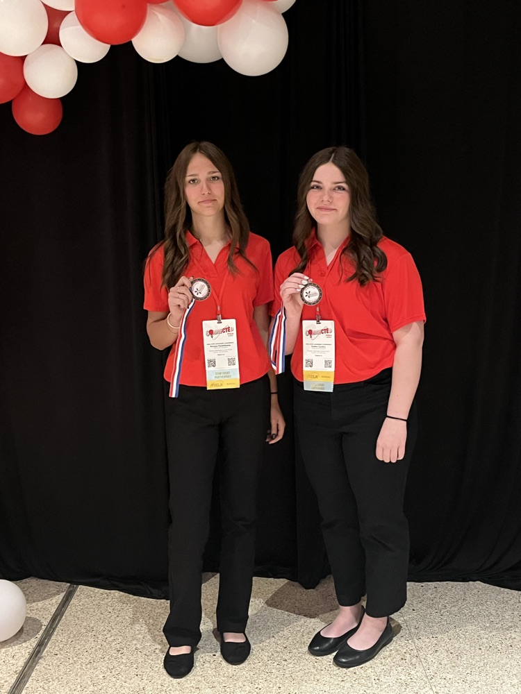 Amaya and Emma silver rating photo