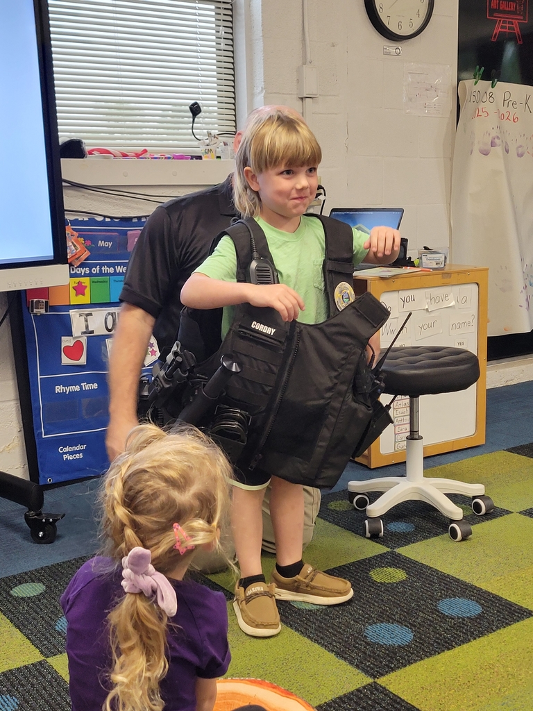 atlas trying on sheriff 