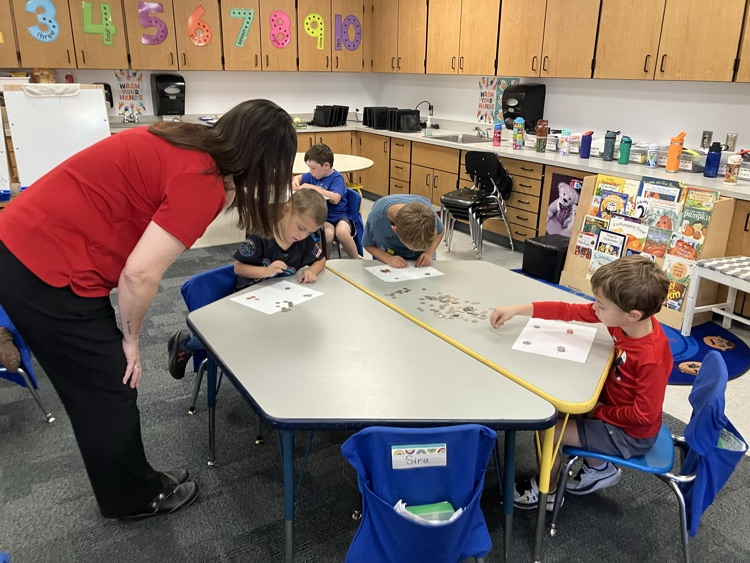 kindergarten sorting coins