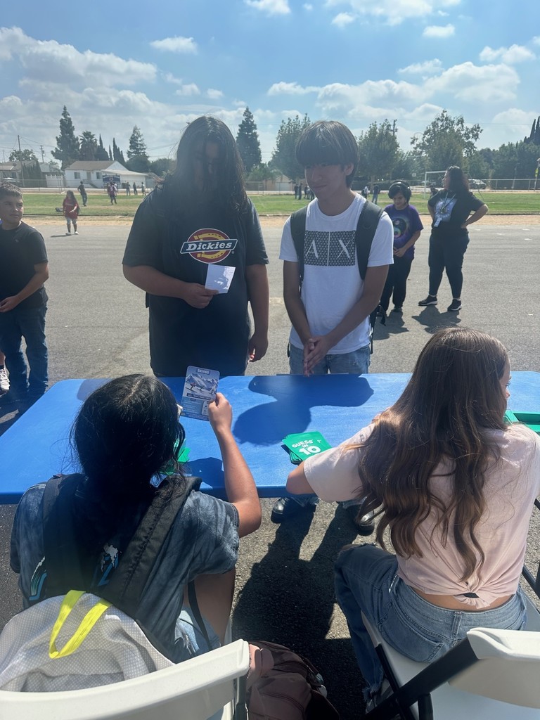 PBIS lunchtime activity hosted by Science