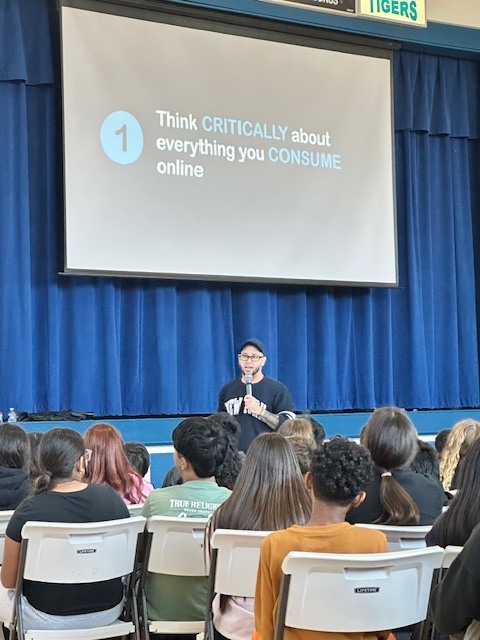 Guest speaker Eddie Corte spoke on building student resilience and responsible AI use.