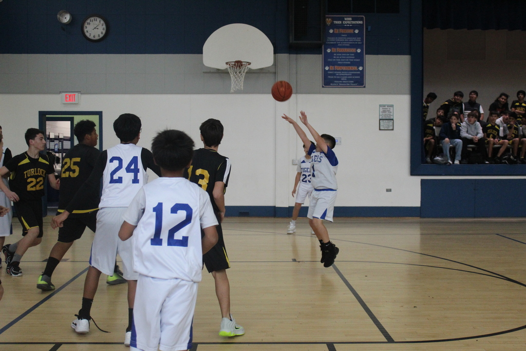 7th/8th 25-26 Boys Basketball