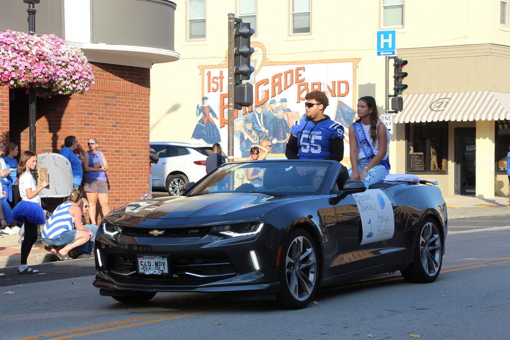 WHS Parade Homecoming Court
