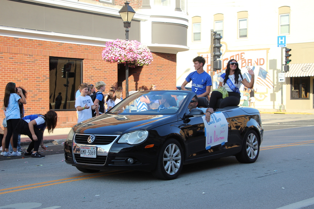 WHS Parade Homecoming Court