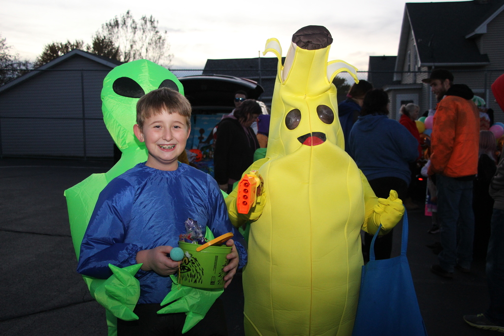 Lincoln STEM Trunk-or-Treat