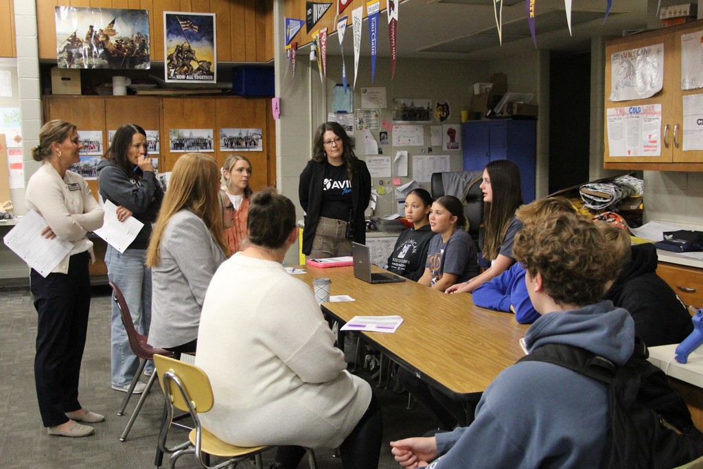 RMS hosts area educators to study AVID program