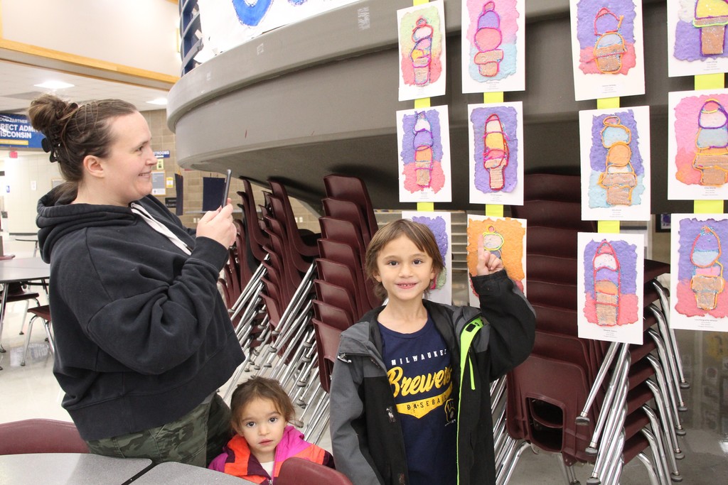 WUSD Student Art Showcase Photo