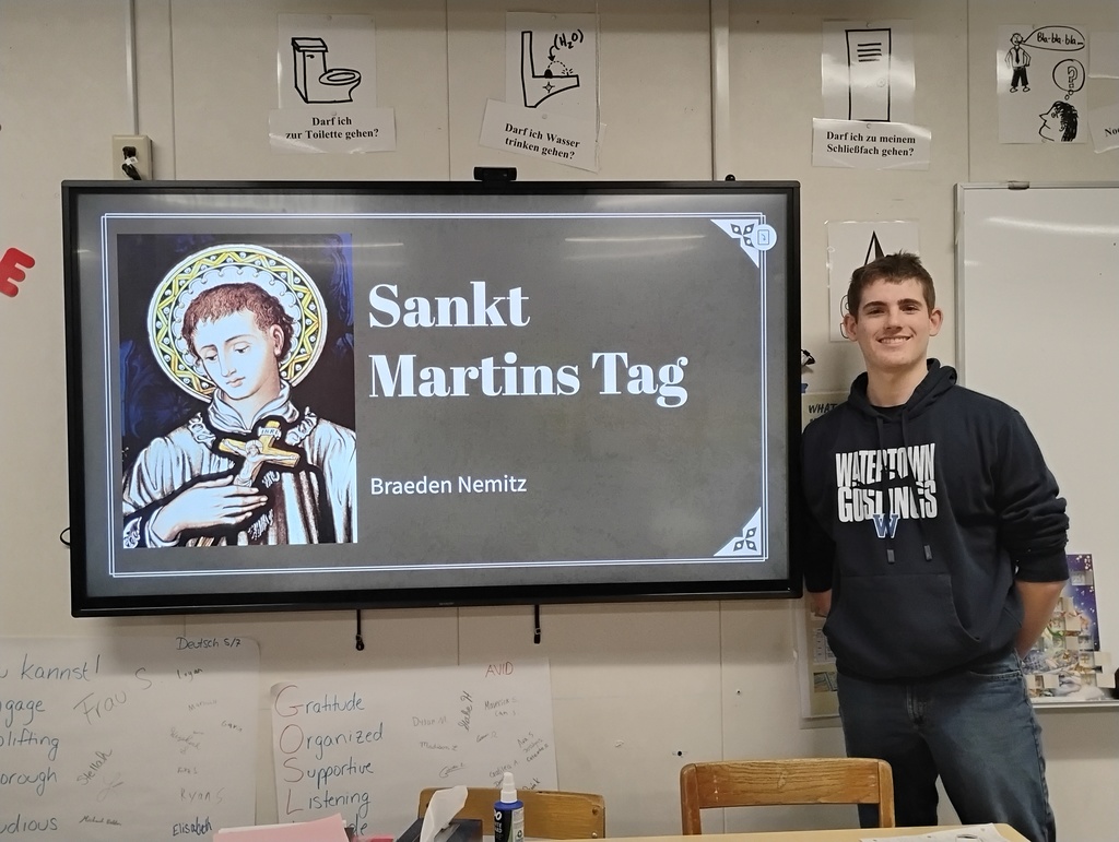 German language students learn about holiday traditions