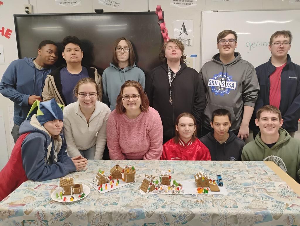German language students learn about holiday traditions