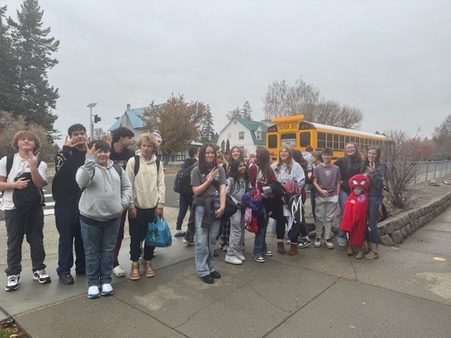Rooter Bus headed to Yakima to cheer on our Volleyball team!