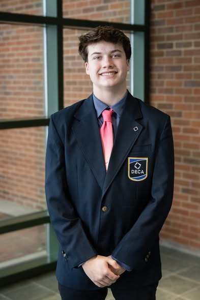 Isaiah Wendt event & overall medal winner!