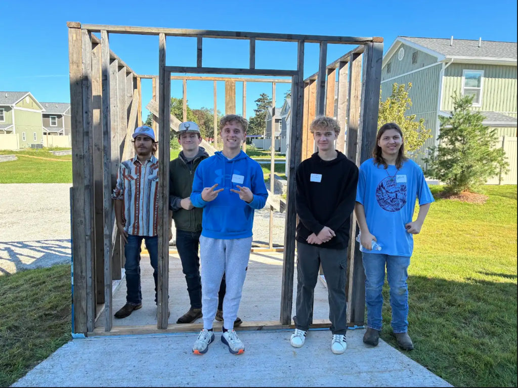 students at habitat