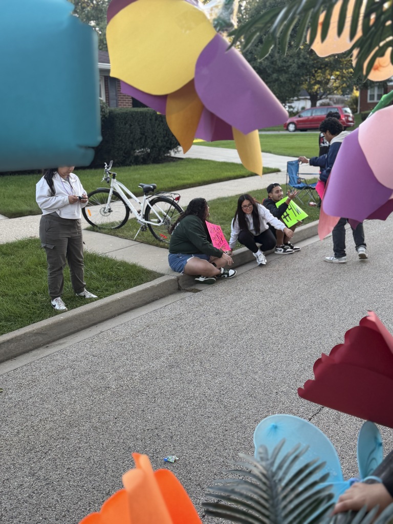 Whittier staff, students and family members in the WPS60 Parade SY '27