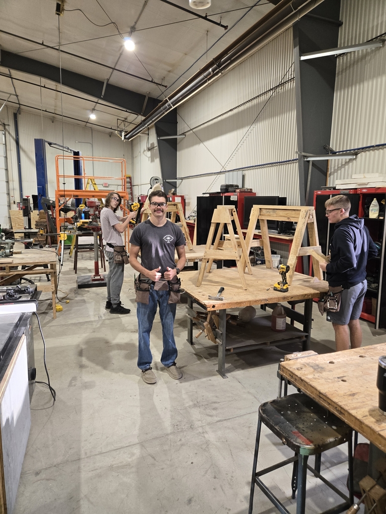 building sawhorses