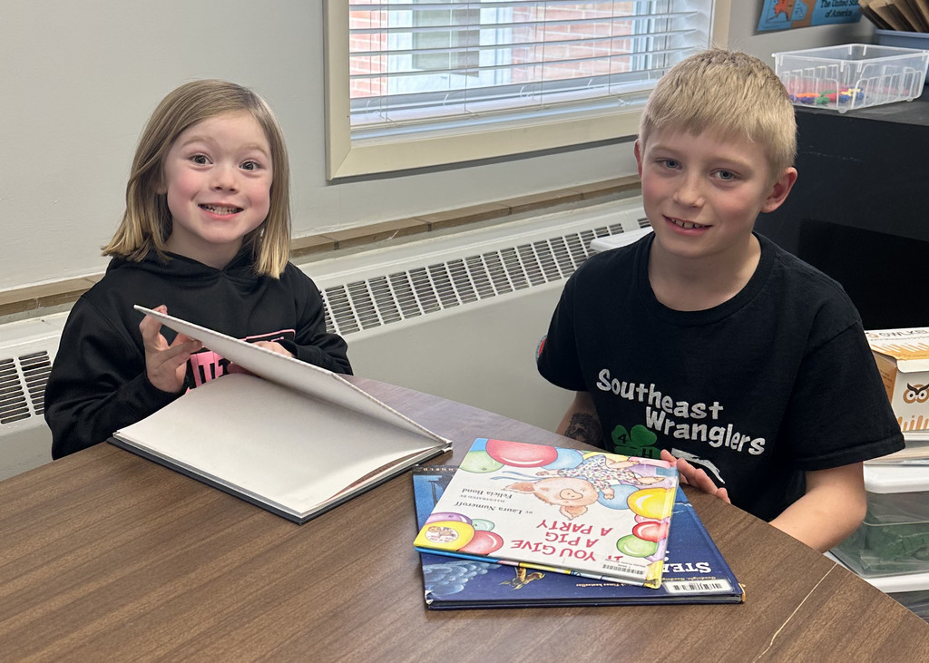 Read Across America Wausa Elementary