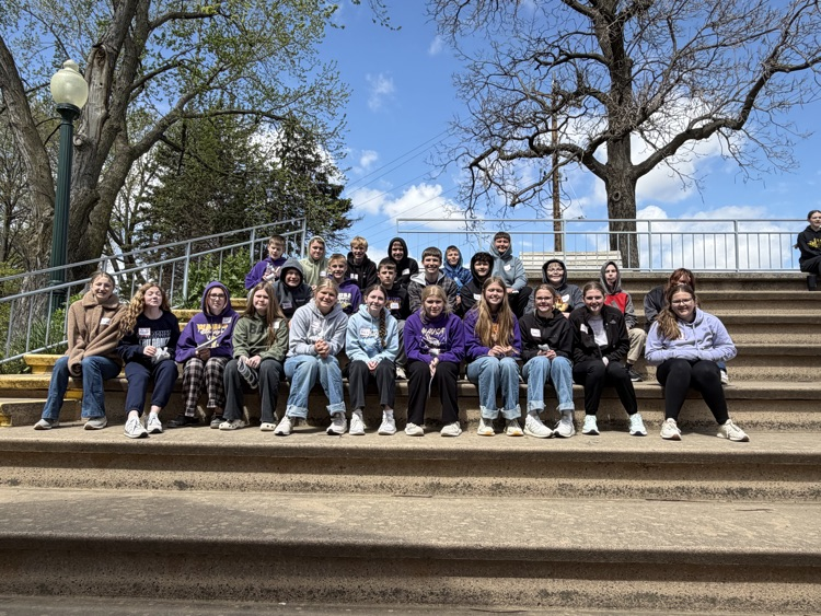 7th and 8th grade class group picture