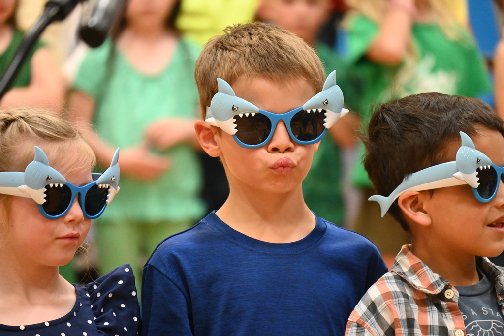 Wausa Student in shark glasses