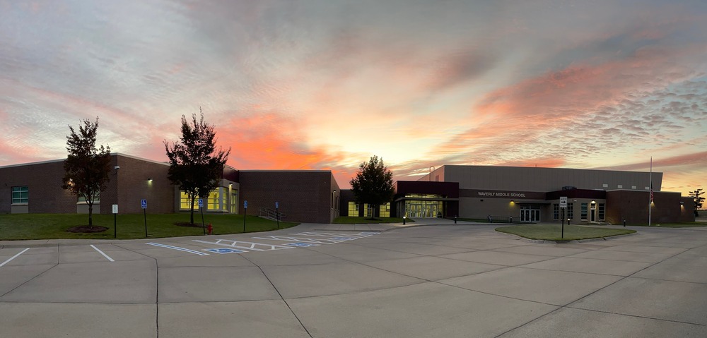Waverly Middle School: Front of Buildling