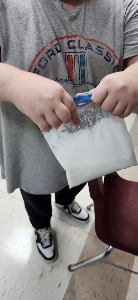 Plastic bag of cream