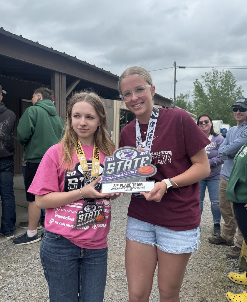 Daelyn Palmiter and Ava Carwright