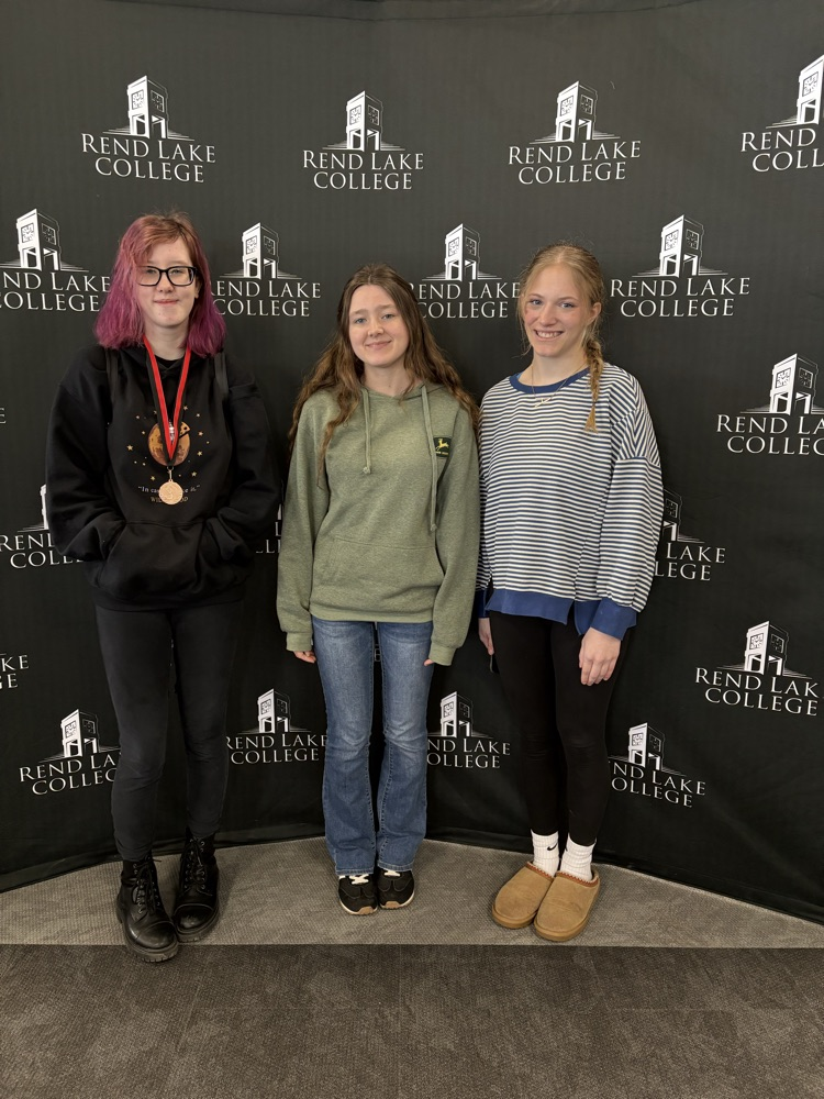 Eowyn Smith, Kaylee Bullard, and Ava Minor